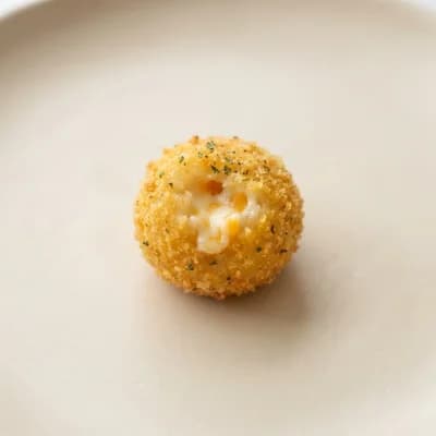 Greggs Mozzarella & Cheddar Bites